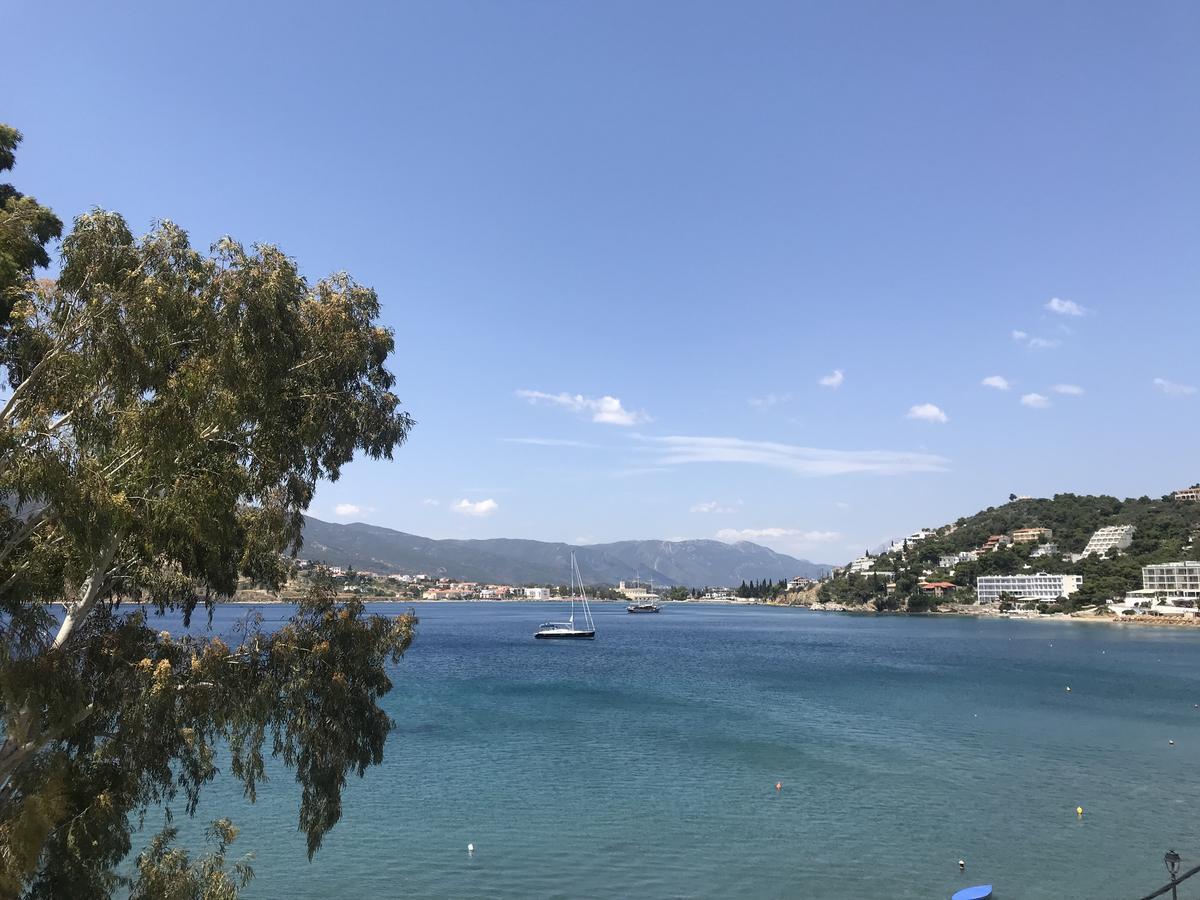 Helen Hotel Poros Town Екстер'єр фото